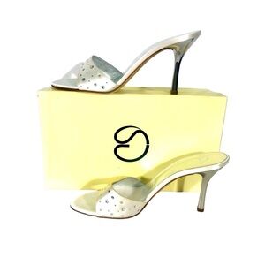 St. John Collection white high heels with crystals Sz 8.5